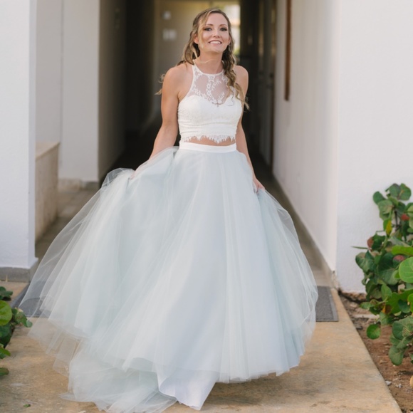 Lillian Wild skirt and top wedding set - Picture 3 of 11